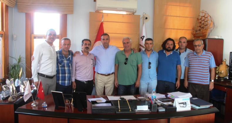 Başkan Gençer Şöhretler Kupası katılımcısı spor kulüpleri ve temsilcilerini ağırladı