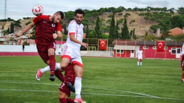 Ayvalıkgücü Belediyespor Kartalspor’a acımadı. 1-0