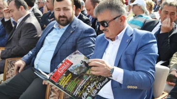 AYVALIK’TA 2. ZEYTİN HASAT ŞÖLENİ COŞKUSU