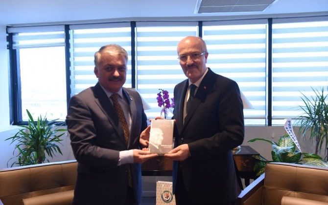 Vali Yazıcı’dan Başkan Kafaoğlu’na Hayırlı Olsun Ziyareti