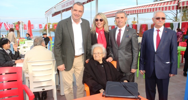 Ayvalık’ta CHP’den birlik beraberlik ve dayanışma kahvaltısı