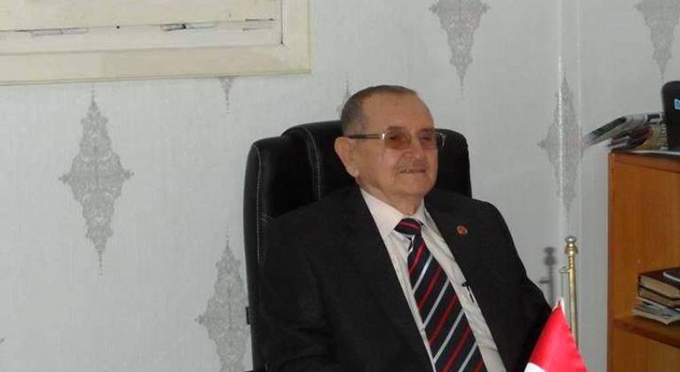 AYVALIK’IN SEVİLEN MUHTARLARINDAN EMİN CANSEVEN GÖZYAŞLARIYLA SON YOLCULUĞUNA UĞURLANDI
