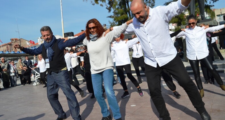 Ege’nin iki yakası halk danslarıyla Ayvalık’ta buluştu