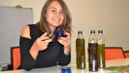DÜNYA’NIN ZEYTİNYAĞINI TADIYOR