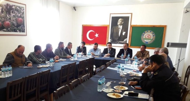Ayvalık’ta zeytinin sorunları masaya yatırıldı