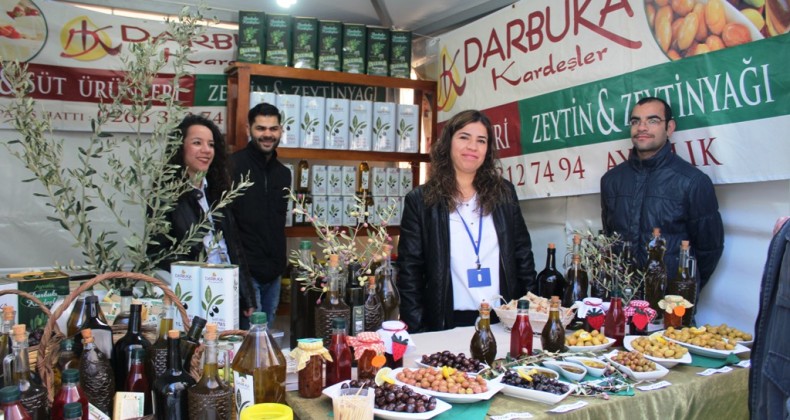 Ayvalık’ta 13. Zeytin Pazarı açıldı