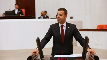 CHPLİ AKIN ÜST DÜZEY DİPLOMATİK GÖRÜŞMELER YAPMAK İÇİN CEZAYİR’E GÖNDERİLİYOR