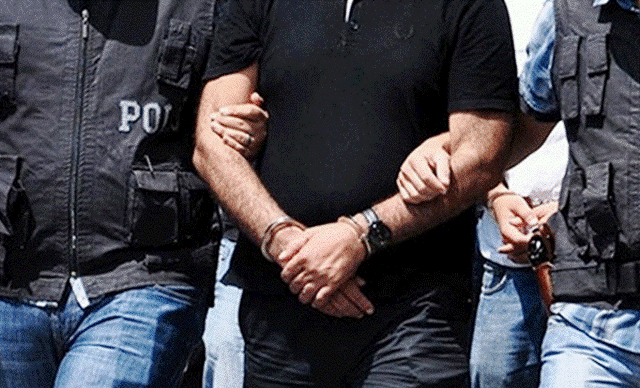 Cumhurbaşkanına hakaret etti, PKK lehine slogan attı ve tutuklandı