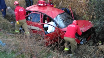 Ayvalık’ta tek taraflı trafik kazası; 1 yaralı