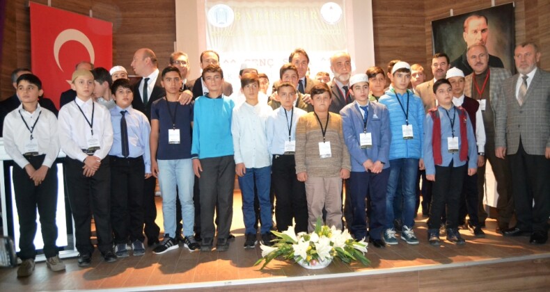 En güzel Kur’an-ı Kerim’i okuyabilmek için yarıştılar