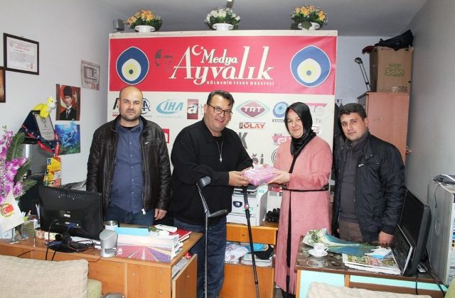 Ayvalık’ta AK Parti’den Medya Ayvalık’a nazik ziyaret