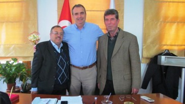 Ayvalık ATAKAD-DER’den Kaymakam Görgülüaslan ve Başkan Gençer’e nazik ziyaret
