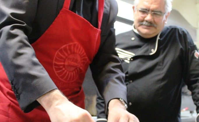 Gömeç Kaymakamı Coşğun’dan geleneksel Türk Mutfağı’na tam destek