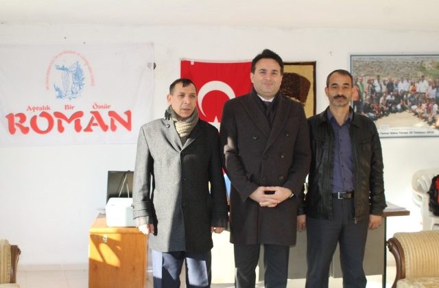 Ayvalık Kaymakamı Görgülüaslan Roman vatandaşlarla buluştu