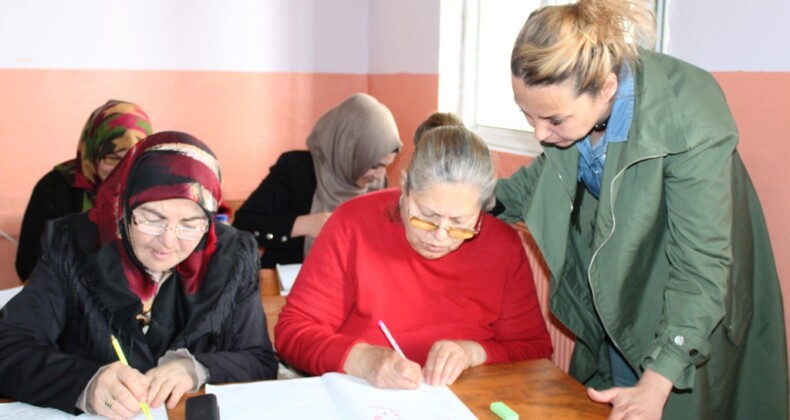 Ayvalık’ta okuma-yazma bilmeyen kalmayacak