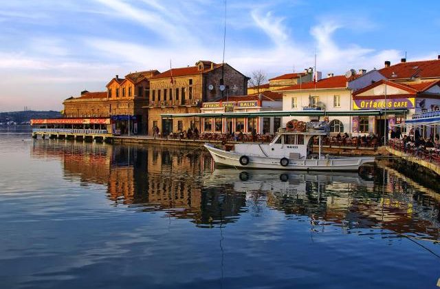 Ayvalık’ta tarihi toplantı