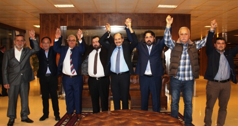 Ayvalık’ta AK Parti’den Vefa Yemeği