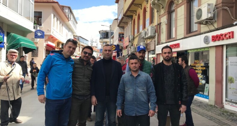 Ayvalık’ta AK Gençlik’ten anlamlı börek hayrı