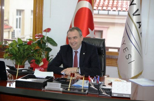 Ayvalık Belediye Başkanı Gençer, bu yılda ‘En Başarılı Belediye Başkanları’ listesinde yer aldı