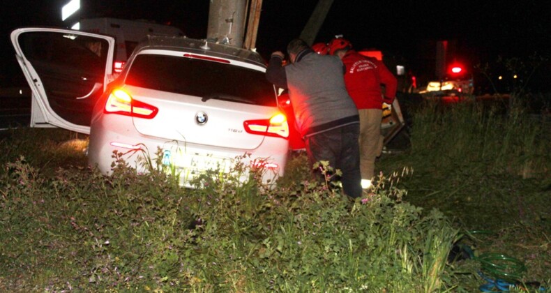 Ayvalık’ta feci kaza; 3 genç hayatını kaybetti