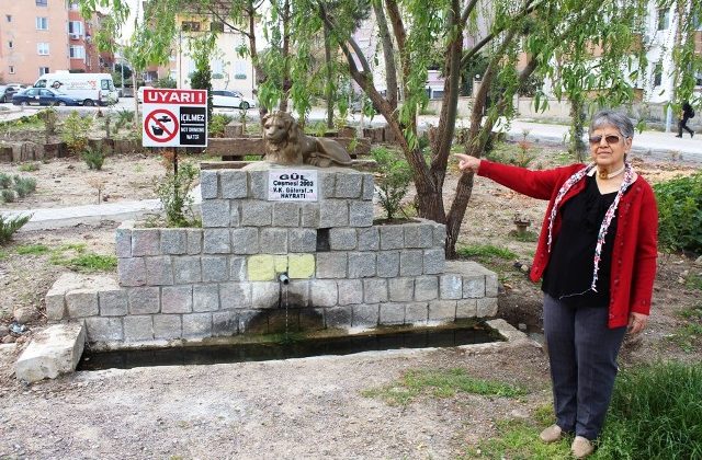 ‘Su İçilmez’ Levhası İçin 9 Yıldır Uğraştı