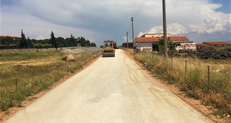 KÜÇÜKKÖY ESKİ HASTANE YOLUNDA DÜZENLEME ÇALIŞMALARI BAŞLADI