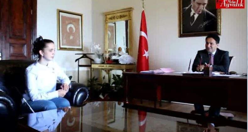 Ayvalıkda tatil kazanan görme engelli Sonay´ın ilk günü