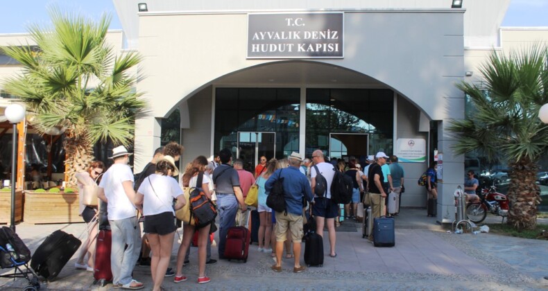 Dövizdeki yükseliş ve 24 Haziran seçimleri Midilli turizmini vurdu