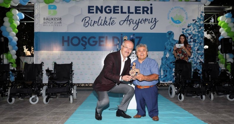 KAFAOĞLU: “ENGELLERİ BİRLİKTE AŞIYORUZ”