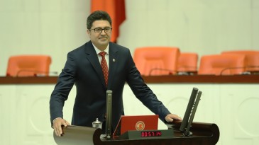 CHP’li Aytekin; “Dağlar Yetmedi Şimdi de Denizi Kurutmak İstiyorlar”