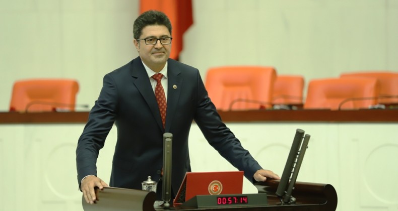 CHP’li Aytekin; “Dağlar Yetmedi Şimdi de Denizi Kurutmak İstiyorlar”