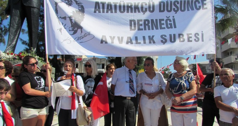 Atatürkçü Düşünce Derneği’nden Diyanet İşleri Başkanı Erbaş’a sert tepki