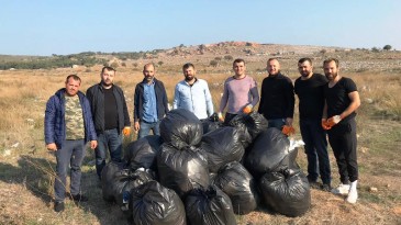 Küçükköy Birlik ve Dayanışma Derneği’nden anlamlı çevre temizliği
