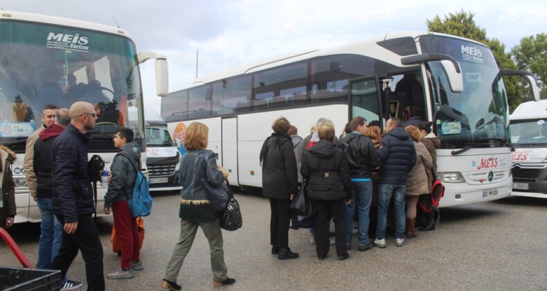 Ayvalık ve Edremit ilçeleri arasında Yunanlı turist gerginliği