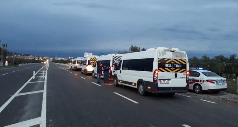Ayvalık’ta İlçe Jandarma Komutanlığı ekipleri ‘güven ve huzur’ uygulaması yaptı