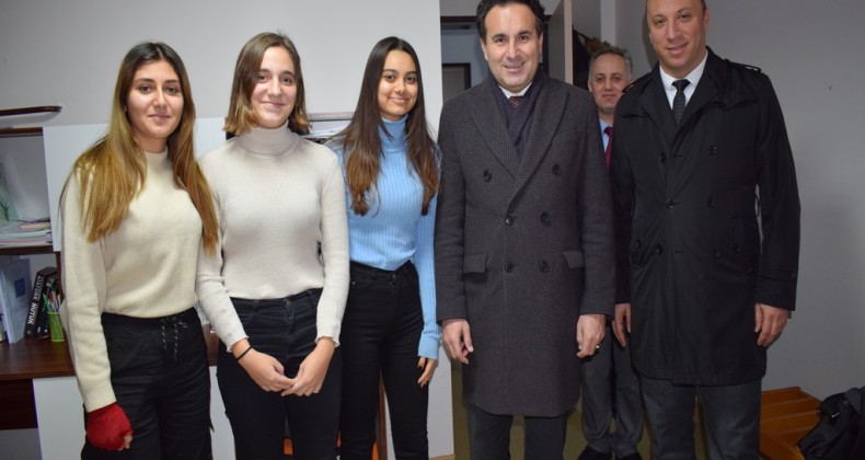 Kaymakam Görgülüarslan yurtta kalan öğrencilerle buluştu