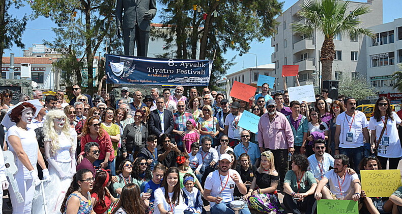 AYVALIK ULUSLAR ARASI TİYATRO FESTİVALİ 10. KEZ “PERDE” DEMEYE HAZIRLANIYOR