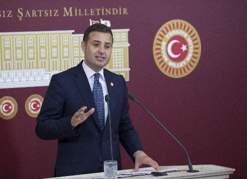 CHP’Lİ AHMET AKIN’DAN 1 MAYIS MESAJI