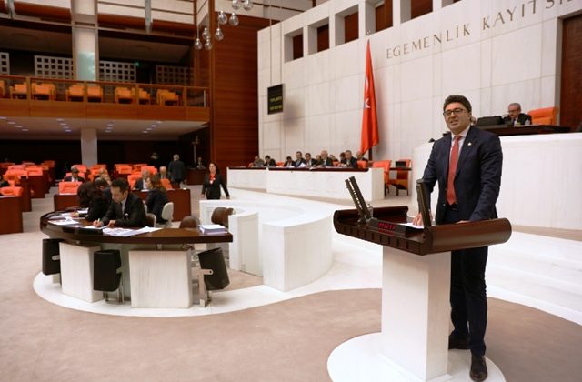 CHP MİLLETVEKİLİ AYTEKİN: BU SAPIK NASIL ÖĞRETMEN YAPILDI?