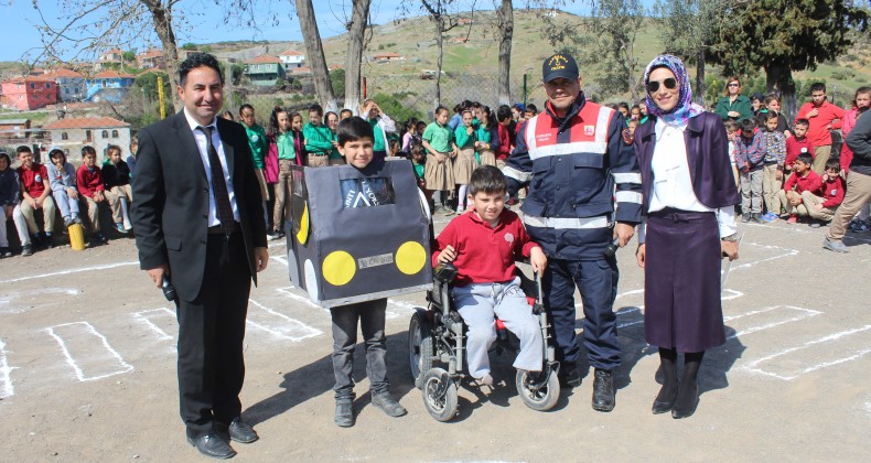 Fevzi Çakmak’ın çocuklarına trafik eğitimi