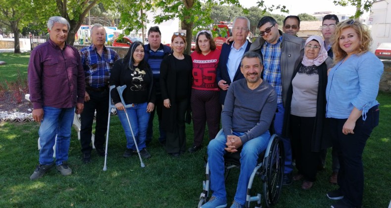 Gömeç Belediye Başkanı Himam’a engelli sevgisi