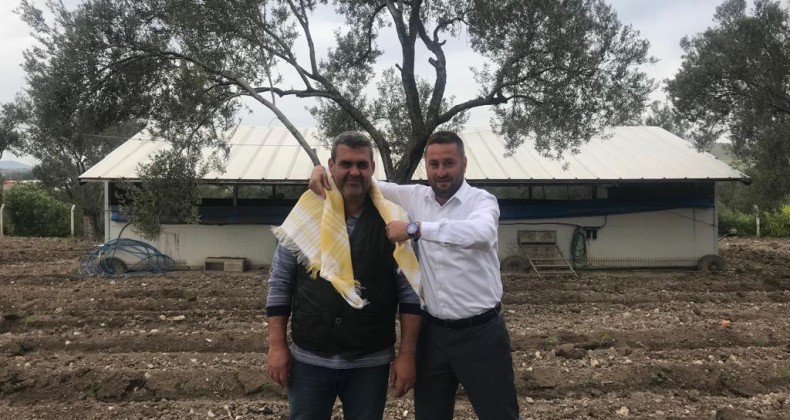 Ayvalık’ta çiftçiler unutulmadı