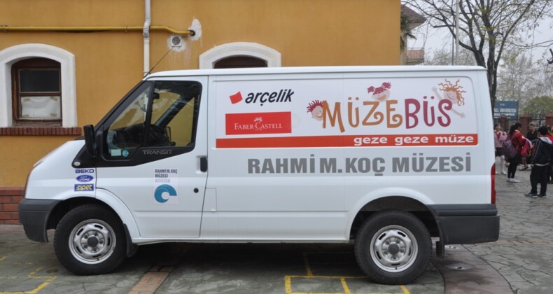 Rahmi M. Koç Müzesi’nin Gezici Müze Projesi “Müzebüs” turuna başladı