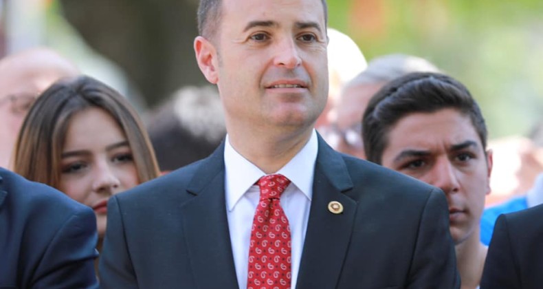 BALIKERİ MİLLETVEKİLİ AKIN, GÖREVDEN ALINAN BAŞHEKİME SAHİP ÇIKTI