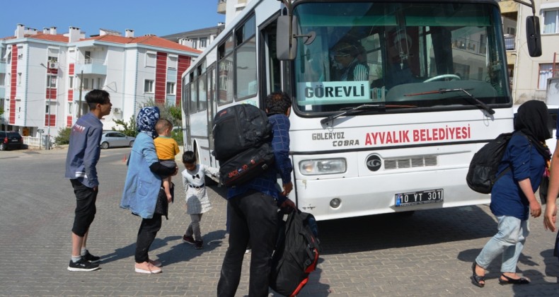 Ayvalık’ta 18 göçmen ve 1 Afgan uyruklu organizatör yakalandı