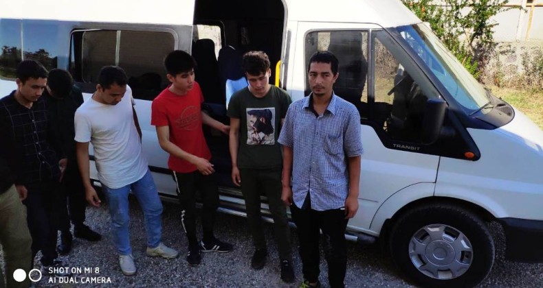 Ayvalık ve Edremit’te 41 düzensiz göçmen yakalandı
