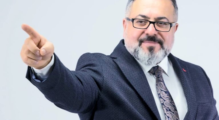 ABD Başkanı Trump’un mektubuna ünlü ozandan türkülü yanıt; “Sen kafayı mı yedin Trump?”