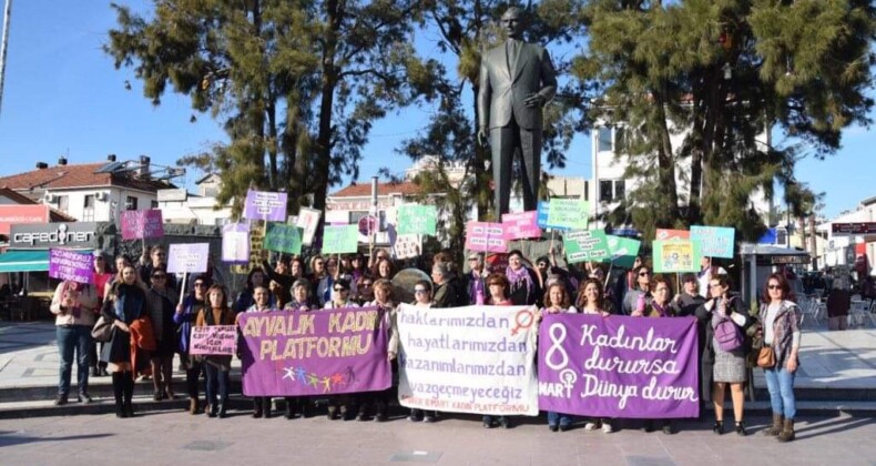 Ayvalıklı kadınlar; “Yargı Reformu bahanesiyle kadın ve çocuk haklarının gasp edilmesine müsaade etmeyeceğiz”