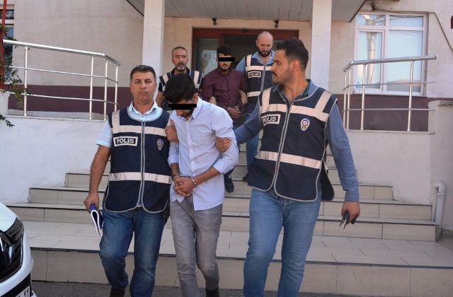Ayvalık Polisi telefon dolandırıcılarına göz açtırmıyor