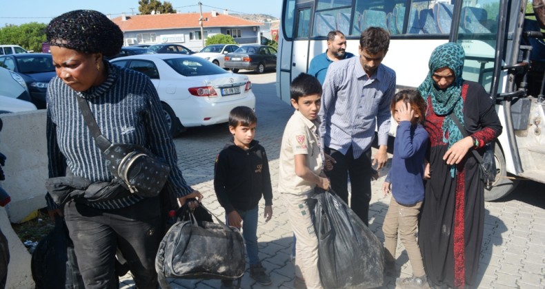 Ayvalık’ta 28 düzensiz göçmen yakalandı